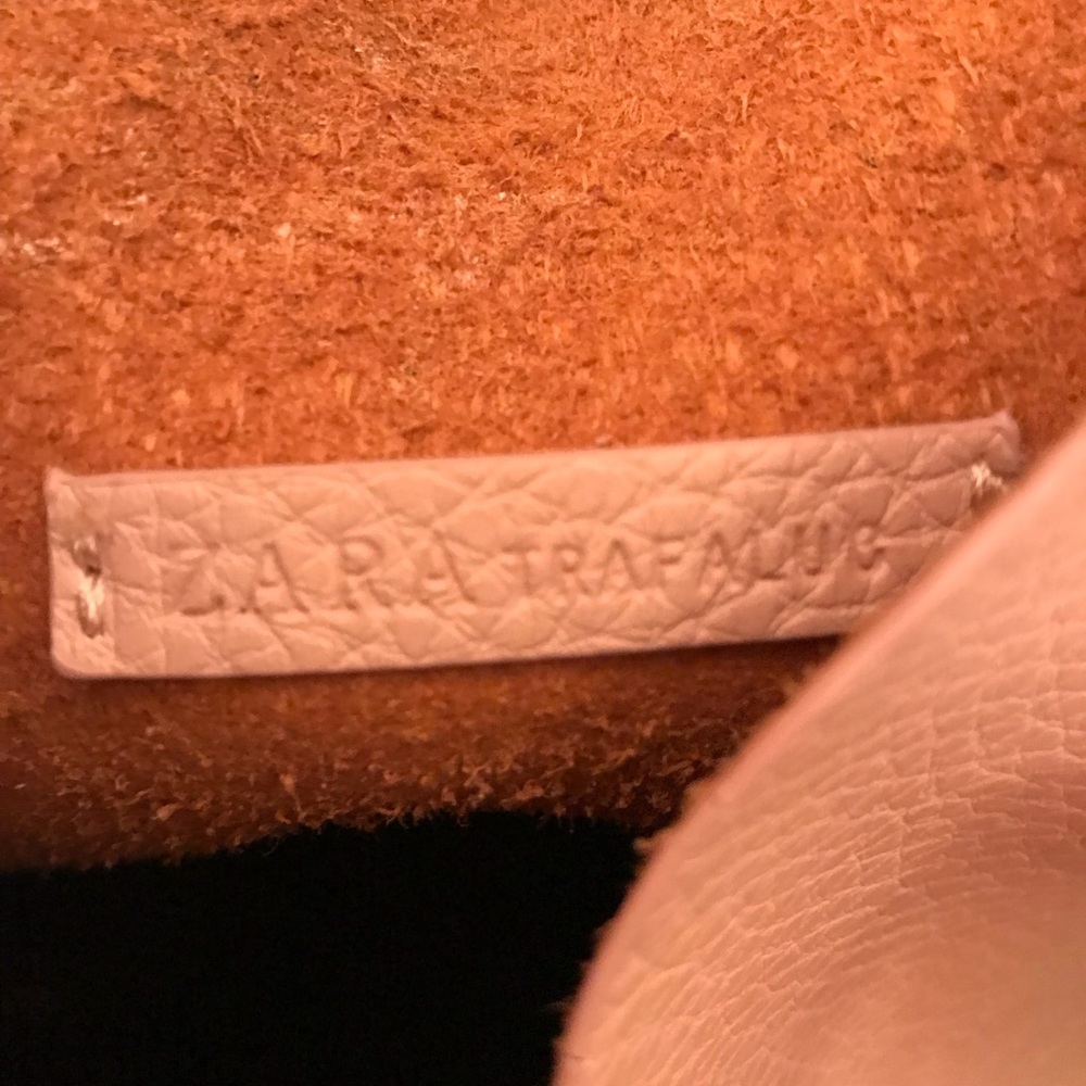 Sold Out pink leather backpack - Picture 7 of 7